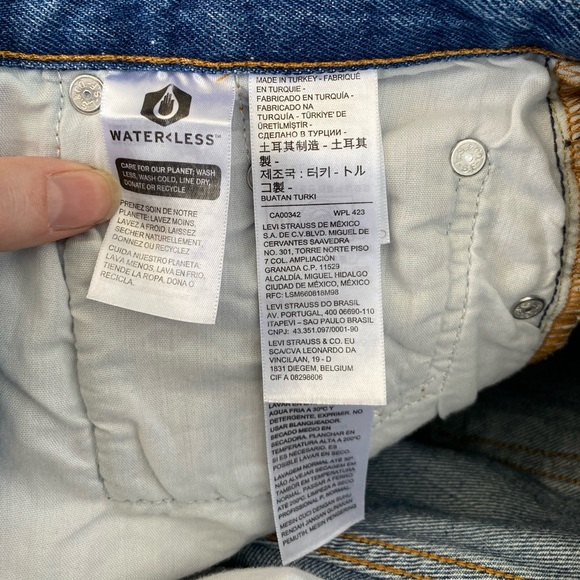 MSRP $108 NWT 24x32 High Rise Levi’s “501 Skinny” Jeans Destructed Medium Indigo - Picture 5 of 14